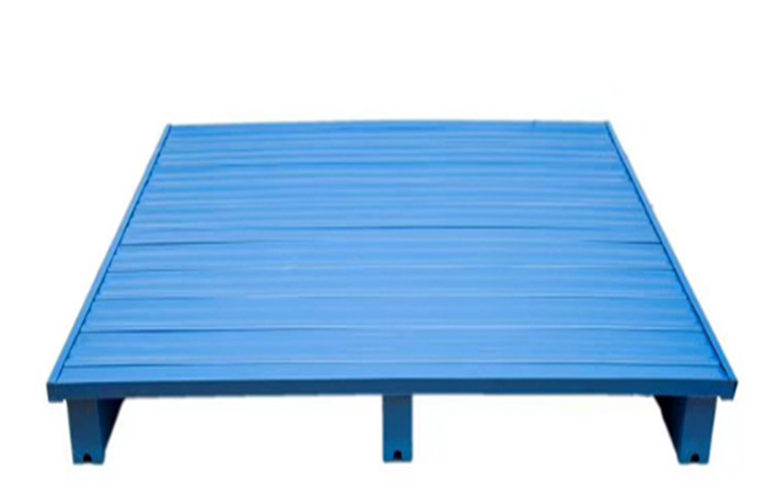 金屬托盤設(shè)計(jì)及叉車作業(yè)時需要注意哪些事項(xiàng)
